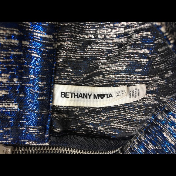 Adorable Like New Blue and Metallic Mini Skirt - Picture 3 of 3